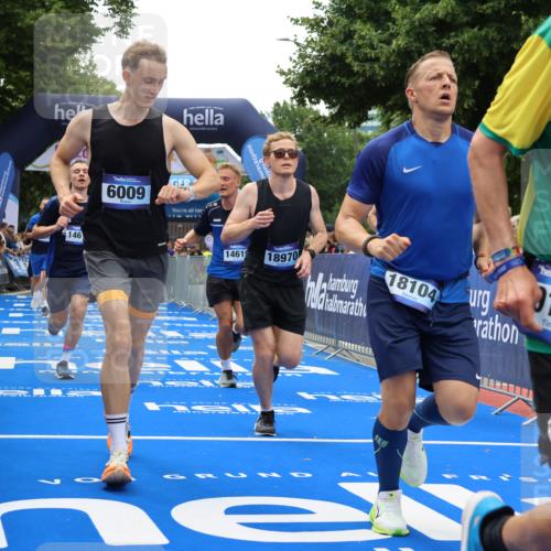 29.06.2025 - hella hamburg halbmarathon Strokosch-Dieckow http://msf.ph/oto/8378862 29.06.2025 10:47:36 Ziel 1070, 1320, 1592, 1696, 2284, 2708, 2953, 5889, 6009, 7962, 8023, 8234, 8927, 10969, 10988, 11021, 11283, 12870, 13223, 13303, 13948, 14618, 14619, 15451, 15478, 15479, 16205, 17229, 17905, 18104, 18430, 18970, 19181 meine-sportfotos.de