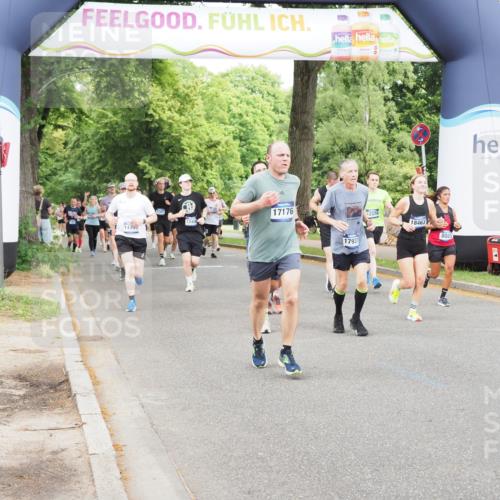 29.06.2025 - hella hamburg halbmarathon MichiJ http://msf.ph/oto/8378882 29.06.2025 10:46:01 Zwischen KM18-KM19 2006, 2957, 3181, 6208, 7259, 8089, 9156, 9353, 10915, 11757, 12378, 12406, 12509, 12633, 12809, 14355, 14375, 14429, 14628, 17176, 17825, 17931, 18153, 18467, 19246 meine-sportfotos.de