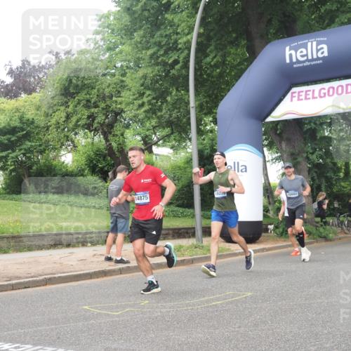 29.06.2025 - hella hamburg halbmarathon KatJ http://msf.ph/oto/8378978 29.06.2025 10:24:53 Zwischen KM18-KM19 3843 meine-sportfotos.de
