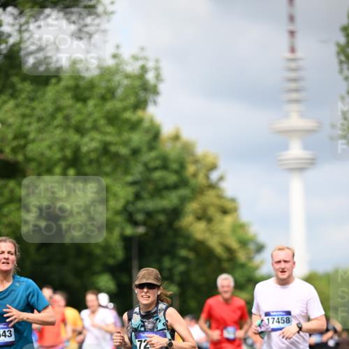 29.06.2025 - hella hamburg halbmarathon Dr. Thomas Lammeyer http://msf.ph/oto/8379072 29.06.2025 10:42:33 Kennedybrücke 1394, 1578, 1596, 1791, 1901, 2124, 2151, 3010, 3094, 3246, 3338, 3633, 3635, 3636, 3716, 4414, 4921, 5713, 5790, 5875, 6695, 6696, 6751, 6930, 7118, 7119, 7148, 7244, 7371, 7552, 7914, 8539, 8615, 8696, 9424, 9500, 9699, 10146, 10584, 11152, 11164 meine-sportfotos.de