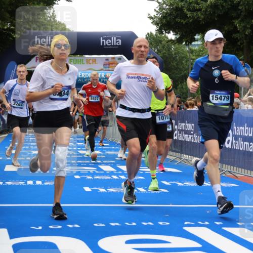 29.06.2025 - hella hamburg halbmarathon Strokosch-Dieckow http://msf.ph/oto/8379198 29.06.2025 10:47:33 Ziel 1012, 1070, 1320, 1592, 1696, 2284, 2708, 2839, 2869, 2953, 3304, 5532, 5889, 6009, 7962, 8023, 8234, 8852, 8927, 9305, 10969, 10988, 11021, 12870, 13223, 13303, 13948, 14618, 14619, 15451, 15479, 15923, 16205, 17846, 17905, 18104, 18758, 18970, 19181 meine-sportfotos.de