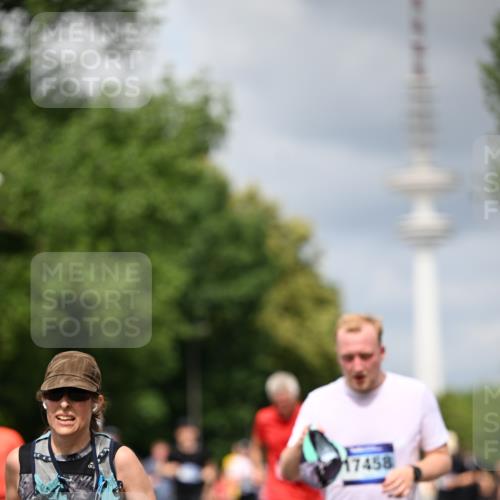 29.06.2025 - hella hamburg halbmarathon Dr. Thomas Lammeyer http://msf.ph/oto/8379226 29.06.2025 10:42:35 Kennedybrücke 1394, 1578, 1596, 1791, 1901, 2151, 3010, 3094, 3095, 3246, 3338, 3633, 3635, 3636, 3716, 3841, 3927, 4414, 4921, 5300, 5713, 5790, 6695, 6696, 6751, 6930, 7118, 7119, 7148, 7244, 7371, 7552, 7692, 7914, 8539, 8615, 8696, 9424, 9500, 9699, 10146, 10584, 11152 meine-sportfotos.de