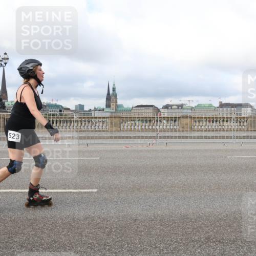 29.06.2025 - hella hamburg halbmarathon Lena Gebhardt http://msf.ph/oto/8379711 29.06.2025 09:14:14 Lombardsbrücke 523 meine-sportfotos.de