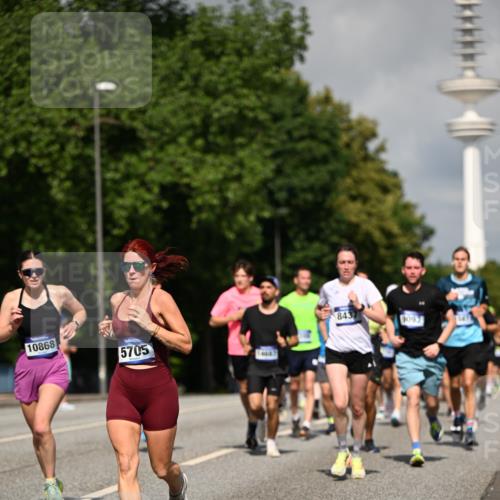 29.06.2025 - hella hamburg halbmarathon Dr. Thomas Lammeyer http://msf.ph/oto/8379819 29.06.2025 09:58:51 Kennedybrücke 1549, 2274, 2287, 2411, 2592, 2596, 3087, 3208, 3209, 3258, 3435, 3747, 4093, 4832, 5102, 5399, 5638, 5705, 6027, 6158, 6389, 6662, 6723, 6836, 6923, 7508, 7659, 8117, 8218, 8371, 8437, 8657, 8693, 8889, 9031, 9032, 9093, 9159, 9476, 9649, 9661, 9720, 9869, 9931, 10053, 10122, 10423 meine-sportfotos.de