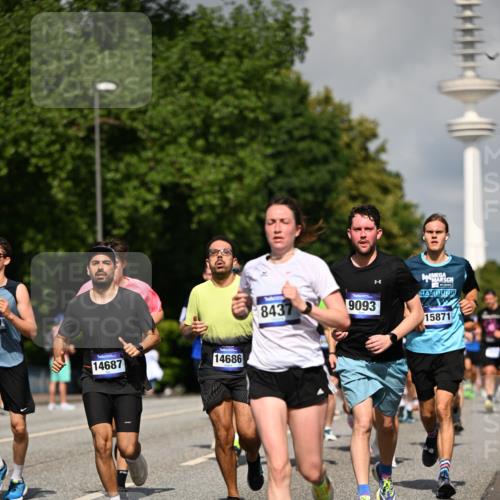 29.06.2025 - hella hamburg halbmarathon Dr. Thomas Lammeyer http://msf.ph/oto/8379936 29.06.2025 09:58:54 Kennedybrücke 1549, 1884, 2274, 2287, 2411, 2592, 2596, 3087, 3208, 3209, 3258, 3435, 3747, 4093, 4832, 5102, 5399, 5638, 5705, 6027, 6158, 6389, 6662, 6723, 6836, 6923, 7052, 7659, 8117, 8218, 8371, 8437, 8487, 8657, 8693, 8889, 9031, 9032, 9093, 9159, 9476, 9649, 9661, 9720, 9869, 10053, 10122, 10184, 10423 meine-sportfotos.de
