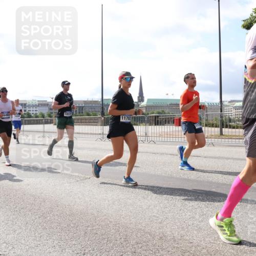 29.06.2025 - hella hamburg halbmarathon Lena Gebhardt http://msf.ph/oto/8380121 29.06.2025 10:02:40 Lombardsbrücke 14732, 13488, 8491, 10539, 11702, 19, 1128, 1254, 1702, 1733, 2142, 2322, 2323, 2685, 2712, 2819, 3225, 3630, 3780, 3919, 3976, 4066, 4204, 4665, 4904, 5734, 5763, 6295, 6708, 6752, 6815, 6860, 6997, 7049, 7323, 7869, 7888, 8003, 8364, 8481, 8483, 8624, 8662, 8749, 9006, 9020, 9021, 9131, 9156, 9353, 9554, 9986, 10128, 10295, 10539, 10866, 11191, 11250, 11515, 11554, 11670, 11702, 11782, 11871, 11935, 11968, 12491, 12908, 14224 meine-sportfotos.de