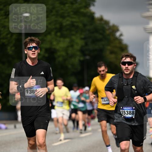 29.06.2025 - hella hamburg halbmarathon Dr. Thomas Lammeyer http://msf.ph/oto/8380369 29.06.2025 10:20:17 Kennedybrücke 1212, 1244, 1308, 1599, 2071, 2165, 2436, 2601, 2803, 3156, 3176, 3484, 3648, 4478, 4583, 4637, 4828, 6935, 7158, 7753, 8057, 8169, 8274, 8295, 8554, 8597, 8645, 8707, 8746, 9601, 9628, 9784, 9802, 9810, 9881, 10107, 10139, 10141, 10183, 10292, 10844, 11113, 11344, 11345 meine-sportfotos.de