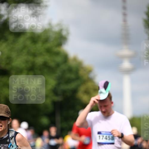 29.06.2025 - hella hamburg halbmarathon Dr. Thomas Lammeyer http://msf.ph/oto/8380398 29.06.2025 10:42:35 Kennedybrücke 1394, 1578, 1596, 1791, 1901, 2151, 3010, 3094, 3095, 3246, 3338, 3633, 3635, 3636, 3716, 3841, 3927, 4414, 4921, 5300, 5713, 5790, 6695, 6696, 6751, 6930, 7118, 7119, 7148, 7244, 7371, 7552, 7692, 7914, 8539, 8615, 8696, 9424, 9500, 9699, 10146, 10584, 11152 meine-sportfotos.de
