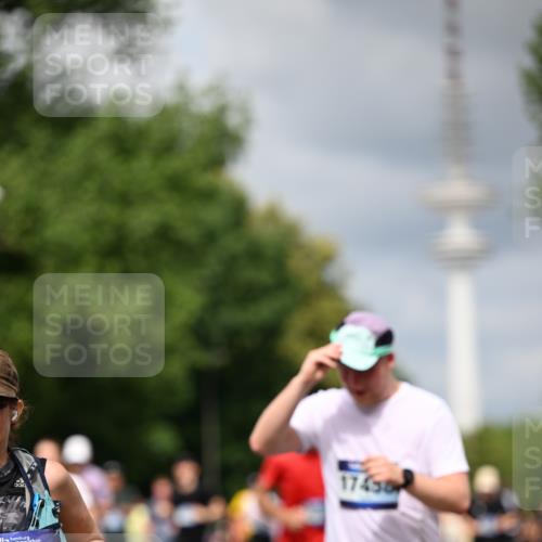 29.06.2025 - hella hamburg halbmarathon Dr. Thomas Lammeyer http://msf.ph/oto/8380426 29.06.2025 10:42:36 Kennedybrücke 1394, 1578, 1596, 1791, 1901, 2151, 3094, 3095, 3338, 3633, 3635, 3636, 3716, 3841, 3927, 4414, 4921, 5300, 5713, 5790, 6695, 6696, 6751, 6930, 7118, 7119, 7148, 7244, 7371, 7552, 7692, 7914, 8539, 8615, 9424, 9500, 9699, 10584, 11152 meine-sportfotos.de