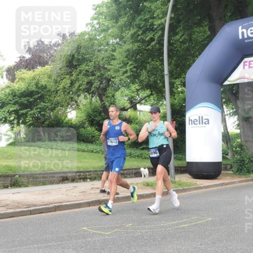 29.06.2025 - hella hamburg halbmarathon KatJ http://msf.ph/oto/8380477 29.06.2025 10:25:04 Zwischen KM18-KM19 2774, 4062, 6829, 6990, 7831 meine-sportfotos.de