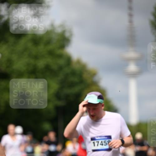 29.06.2025 - hella hamburg halbmarathon Dr. Thomas Lammeyer http://msf.ph/oto/8380486 29.06.2025 10:42:36 Kennedybrücke 1394, 1578, 1596, 1791, 1901, 2151, 3094, 3095, 3338, 3633, 3635, 3636, 3716, 3841, 3927, 4414, 4921, 5300, 5713, 5790, 6695, 6696, 6751, 6930, 7118, 7119, 7148, 7244, 7371, 7552, 7692, 7914, 8539, 8615, 9424, 9500, 9699, 10584, 11152 meine-sportfotos.de