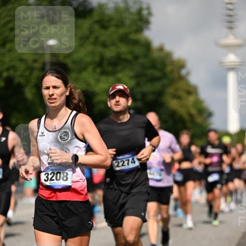 29.06.2025 - hella hamburg halbmarathon Dr. Thomas Lammeyer http://msf.ph/oto/8380623 29.06.2025 09:58:58 Kennedybrücke 1884, 2274, 2287, 2411, 2592, 2596, 2708, 3087, 3208, 3209, 3258, 3435, 3747, 3985, 4093, 4121, 4832, 5102, 5399, 5459, 5638, 5705, 5915, 6027, 6054, 6158, 6421, 6532, 6662, 6723, 6836, 7052, 7659, 8117, 8153, 8218, 8371, 8437, 8487, 8577, 8693, 8720, 8889, 8927, 9031, 9032, 9093, 9159, 9386, 9476, 9529, 9649, 9720, 9786, 9869, 9959, 10053, 10122, 10184, 10423 meine-sportfotos.de