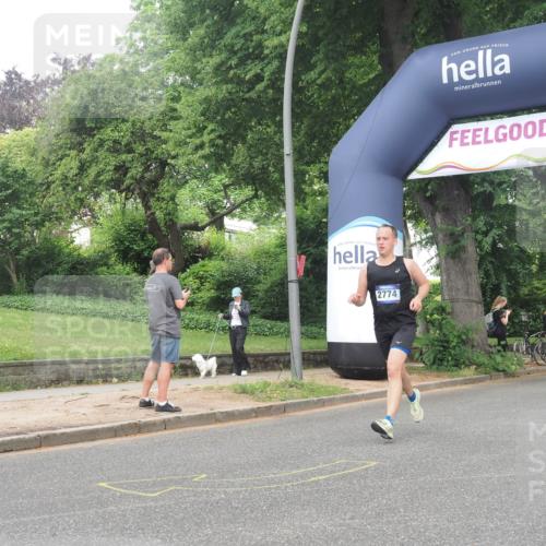 29.06.2025 - hella hamburg halbmarathon KatJ http://msf.ph/oto/8380627 29.06.2025 10:25:06 Zwischen KM18-KM19 2774, 4062, 6990 meine-sportfotos.de