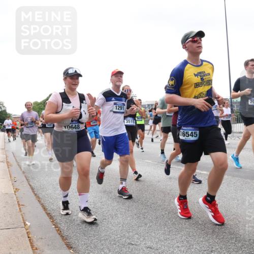 29.06.2025 - hella hamburg halbmarathon Lena Gebhardt http://msf.ph/oto/8380633 29.06.2025 10:40:15 Lombardsbrücke 6750, 1691, 10953, 0648, 1291, 3515, 8815, 16545, 2019, 11244, 1018, 1037, 1058, 1076, 1291, 1586, 1691, 1899, 2019, 2109, 2254, 2313, 2515, 2572, 2762, 2763, 2866, 2888, 3046, 3237, 3293, 3295, 3515, 3607, 3808, 3810, 3882, 3883, 3884, 4173, 4271, 4471, 4756, 5059, 5113, 5229, 5263, 5351, 5352, 5654, 5702, 5877, 5901, 5975, 6076, 6097, 6229, 6278, 6363, 6463, 6548, 6673, 6698, 6750, 6866, 6876, 6890, 6920, 7045, 7108, 7174, 7455, 7456, 7675, 7850, 8107, 8307, 8391, 8612 meine-sportfotos.de
