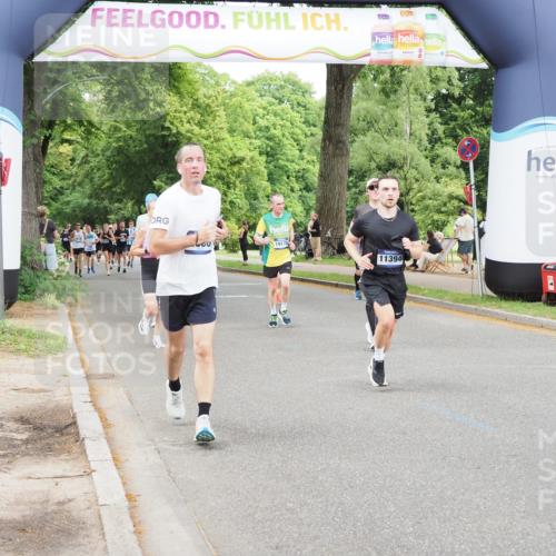 29.06.2025 - hella hamburg halbmarathon MichiJ http://msf.ph/oto/8380835 29.06.2025 10:46:19 Zwischen KM18-KM19 2780, 4986, 6220, 8030, 10488, 11394, 12206, 12261, 12446, 14823, 15232, 15284, 18485, 19160, 19178 meine-sportfotos.de