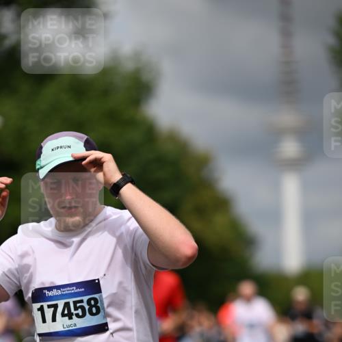 29.06.2025 - hella hamburg halbmarathon Dr. Thomas Lammeyer http://msf.ph/oto/8380845 29.06.2025 10:42:37 Kennedybrücke 1394, 1578, 1596, 1791, 1901, 2151, 3094, 3095, 3323, 3338, 3633, 3635, 3636, 3716, 3841, 3927, 4414, 4921, 5300, 5713, 5790, 6199, 6200, 6695, 6696, 6751, 6930, 7118, 7119, 7148, 7165, 7244, 7371, 7552, 7692, 7849, 7914, 8539, 8615, 9424, 9500, 9699, 10584, 11152 meine-sportfotos.de