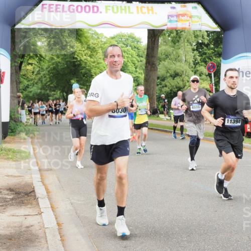29.06.2025 - hella hamburg halbmarathon MichiJ http://msf.ph/oto/8380885 29.06.2025 10:46:19 Zwischen KM18-KM19 2780, 4986, 6220, 8030, 10488, 11394, 12206, 12261, 12446, 14823, 15232, 15284, 18485, 19160, 19178 meine-sportfotos.de
