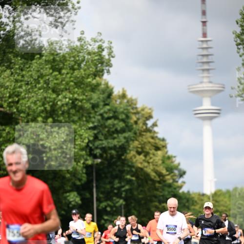 29.06.2025 - hella hamburg halbmarathon Dr. Thomas Lammeyer http://msf.ph/oto/8380949 29.06.2025 10:42:39 Kennedybrücke 1394, 1596, 1791, 1901, 2151, 3094, 3095, 3323, 3338, 3633, 3635, 3636, 3716, 3841, 3927, 4414, 4921, 5300, 5713, 5790, 6199, 6200, 6695, 6696, 6751, 6930, 7118, 7119, 7148, 7165, 7244, 7371, 7552, 7692, 7849, 7914, 8539, 8583, 8615, 9424, 9500, 9699, 10584, 11152 meine-sportfotos.de