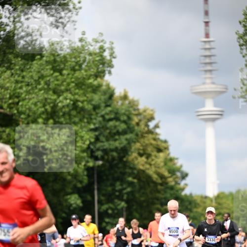 29.06.2025 - hella hamburg halbmarathon Dr. Thomas Lammeyer http://msf.ph/oto/8380966 29.06.2025 10:42:39 Kennedybrücke 1394, 1596, 1791, 1901, 2151, 3094, 3095, 3323, 3338, 3633, 3635, 3636, 3716, 3841, 3927, 4414, 4921, 5300, 5713, 5790, 6199, 6200, 6695, 6696, 6751, 6930, 7118, 7119, 7148, 7165, 7244, 7371, 7552, 7692, 7849, 7914, 8539, 8583, 8615, 9424, 9500, 9699, 10584, 11152 meine-sportfotos.de