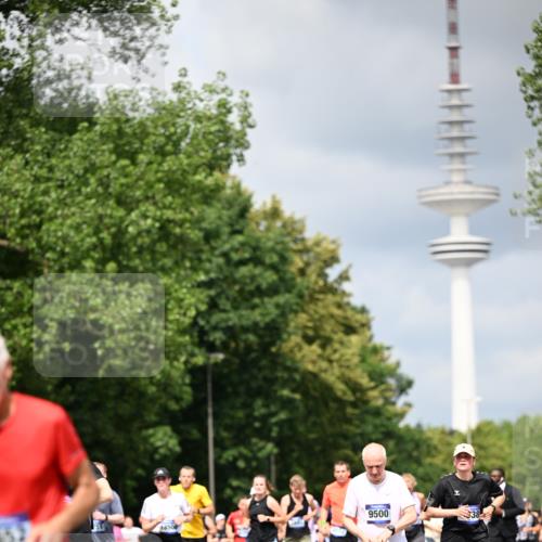 29.06.2025 - hella hamburg halbmarathon Dr. Thomas Lammeyer http://msf.ph/oto/8380974 29.06.2025 10:42:39 Kennedybrücke 1394, 1596, 1791, 1901, 2151, 3094, 3095, 3323, 3338, 3633, 3635, 3636, 3716, 3841, 3927, 4414, 4921, 5300, 5713, 5790, 6199, 6200, 6695, 6696, 6751, 6930, 7118, 7119, 7148, 7165, 7244, 7371, 7552, 7692, 7849, 7914, 8539, 8583, 8615, 9424, 9500, 9699, 10584, 11152 meine-sportfotos.de