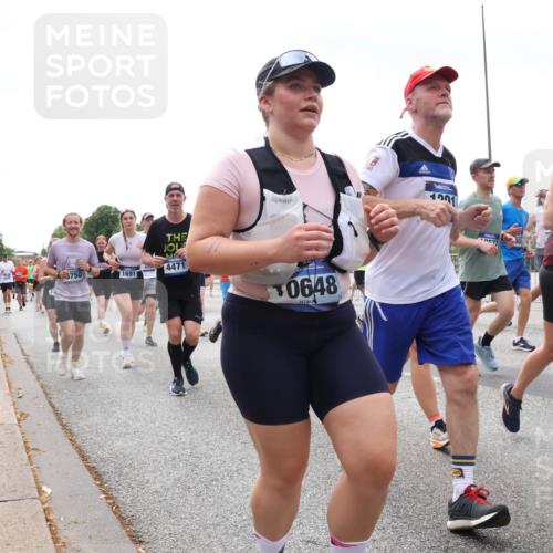 29.06.2025 - hella hamburg halbmarathon Lena Gebhardt http://msf.ph/oto/8381022 29.06.2025 10:40:16 Lombardsbrücke 5750, 4471, 1691, 10648, 201, 0577, 2866, 1018, 1037, 1058, 1076, 1291, 1586, 1691, 1899, 2019, 2109, 2254, 2313, 2515, 2572, 2762, 2763, 2866, 2888, 3237, 3293, 3295, 3515, 3607, 3808, 3810, 3882, 3883, 3884, 4173, 4271, 4471, 4756, 4906, 5059, 5113, 5229, 5263, 5351, 5352, 5654, 5702, 5877, 5901, 5975, 6076, 6097, 6229, 6278, 6280, 6363, 6463, 6548, 6673, 6698, 6750, 6866, 6876, 6890, 6920, 7045, 7108, 7174, 7455, 7456, 7675, 7850, 8107, 8307, 8391, 8612 meine-sportfotos.de