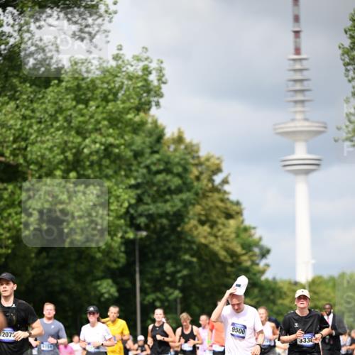 29.06.2025 - hella hamburg halbmarathon Dr. Thomas Lammeyer http://msf.ph/oto/8381025 29.06.2025 10:42:40 Kennedybrücke 1394, 1596, 1791, 1901, 2151, 3094, 3095, 3323, 3338, 3633, 3635, 3636, 3716, 3841, 3927, 4414, 4921, 5300, 5713, 5790, 6199, 6200, 6695, 6696, 6751, 6930, 7118, 7119, 7148, 7165, 7244, 7371, 7552, 7692, 7849, 7914, 8539, 8583, 8615, 9424, 9500, 9689, 9699, 10584, 11152 meine-sportfotos.de