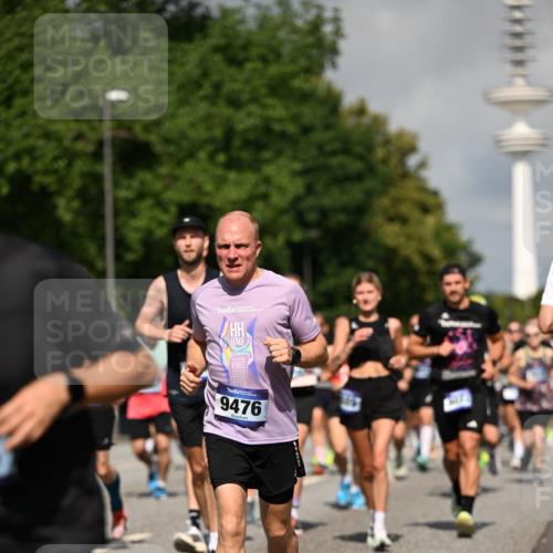 29.06.2025 - hella hamburg halbmarathon Dr. Thomas Lammeyer http://msf.ph/oto/8381062 29.06.2025 09:59:00 Kennedybrücke 1683, 1884, 2274, 2287, 2411, 2592, 2596, 2706, 2708, 3087, 3208, 3209, 3258, 3435, 3747, 3985, 4093, 4121, 4189, 4832, 5102, 5399, 5459, 5638, 5705, 5915, 6027, 6054, 6158, 6421, 6532, 6662, 6723, 6836, 7052, 7659, 8117, 8153, 8218, 8371, 8437, 8454, 8487, 8577, 8693, 8720, 8889, 8927, 9031, 9032, 9093, 9159, 9386, 9476, 9529, 9649, 9720, 9786, 9869, 9959, 10053, 10115, 10122, 10184, 10423 meine-sportfotos.de