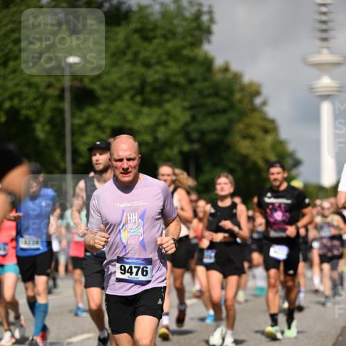 29.06.2025 - hella hamburg halbmarathon Dr. Thomas Lammeyer http://msf.ph/oto/8381076 29.06.2025 09:59:00 Kennedybrücke 1683, 1884, 2274, 2287, 2411, 2592, 2596, 2706, 2708, 3087, 3208, 3209, 3258, 3435, 3747, 3985, 4093, 4121, 4189, 4832, 5102, 5399, 5459, 5638, 5705, 5915, 6027, 6054, 6158, 6421, 6532, 6662, 6723, 6836, 7052, 7659, 8117, 8153, 8218, 8371, 8437, 8454, 8487, 8577, 8693, 8720, 8889, 8927, 9031, 9032, 9093, 9159, 9386, 9476, 9529, 9649, 9720, 9786, 9869, 9959, 10053, 10115, 10122, 10184, 10423 meine-sportfotos.de