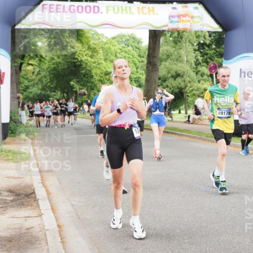 29.06.2025 - hella hamburg halbmarathon MichiJ http://msf.ph/oto/8381121 29.06.2025 10:46:21 Zwischen KM18-KM19 2780, 4986, 6220, 7223, 7824, 8030, 8509, 10488, 11394, 12206, 12261, 12446, 14823, 15232, 15284, 18485, 19160, 19178 meine-sportfotos.de