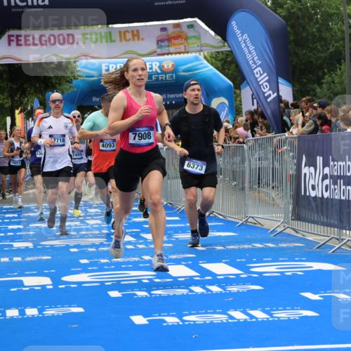 29.06.2025 - hella hamburg halbmarathon Strokosch-Dieckow http://msf.ph/oto/8381136 29.06.2025 10:47:07 Ziel 1460, 2623, 4093, 4377, 5472, 6373, 6700, 6716, 7480, 7908, 9794, 10208, 10211, 12579, 13007, 14415, 14783, 15684, 15825, 17718, 17915 meine-sportfotos.de