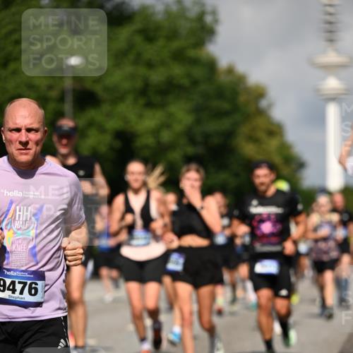 29.06.2025 - hella hamburg halbmarathon Dr. Thomas Lammeyer http://msf.ph/oto/8381166 29.06.2025 09:59:01 Kennedybrücke 1683, 1696, 1884, 2207, 2274, 2287, 2411, 2706, 2708, 3087, 3208, 3209, 3258, 3435, 3747, 3985, 4093, 4121, 4189, 4832, 4847, 4890, 5102, 5399, 5459, 5638, 5705, 5915, 6027, 6054, 6158, 6421, 6532, 6662, 6691, 6836, 6938, 7052, 7659, 8117, 8153, 8218, 8371, 8437, 8454, 8487, 8577, 8693, 8720, 8856, 8889, 8927, 9031, 9032, 9093, 9159, 9386, 9476, 9529, 9649, 9720, 9786, 9869, 9959, 10053, 10115, 10122, 10184, 10423 meine-sportfotos.de
