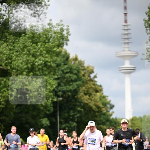 29.06.2025 - hella hamburg halbmarathon Dr. Thomas Lammeyer http://msf.ph/oto/8381343 29.06.2025 10:42:40 Kennedybrücke 1394, 1596, 1791, 1901, 2151, 3094, 3095, 3323, 3338, 3633, 3635, 3636, 3716, 3841, 3927, 4414, 4921, 5300, 5713, 5790, 6199, 6200, 6695, 6696, 6751, 6930, 7118, 7119, 7148, 7165, 7244, 7371, 7552, 7692, 7849, 7914, 8539, 8583, 8615, 9424, 9500, 9689, 9699, 10584, 11152 meine-sportfotos.de