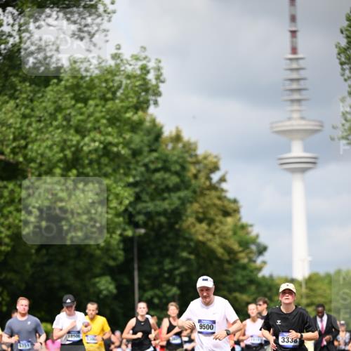 29.06.2025 - hella hamburg halbmarathon Dr. Thomas Lammeyer http://msf.ph/oto/8381566 29.06.2025 10:42:41 Kennedybrücke 1394, 1596, 1791, 1901, 2151, 3094, 3095, 3323, 3338, 3633, 3635, 3636, 3716, 3841, 3927, 4921, 5300, 5713, 5790, 6199, 6200, 6695, 6696, 6751, 6930, 7118, 7119, 7148, 7165, 7244, 7371, 7552, 7692, 7849, 7914, 8539, 8583, 8615, 9424, 9500, 9689, 9699, 10584, 11152 meine-sportfotos.de