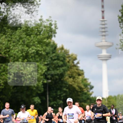29.06.2025 - hella hamburg halbmarathon Dr. Thomas Lammeyer http://msf.ph/oto/8381591 29.06.2025 10:42:41 Kennedybrücke 1394, 1596, 1791, 1901, 2151, 3094, 3095, 3323, 3338, 3633, 3635, 3636, 3716, 3841, 3927, 4921, 5300, 5713, 5790, 6199, 6200, 6695, 6696, 6751, 6930, 7118, 7119, 7148, 7165, 7244, 7371, 7552, 7692, 7849, 7914, 8539, 8583, 8615, 9424, 9500, 9689, 9699, 10584, 11152 meine-sportfotos.de