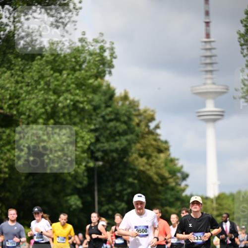 29.06.2025 - hella hamburg halbmarathon Dr. Thomas Lammeyer http://msf.ph/oto/8381634 29.06.2025 10:42:41 Kennedybrücke 1394, 1596, 1791, 1901, 2151, 3094, 3095, 3323, 3338, 3633, 3635, 3636, 3716, 3841, 3927, 4921, 5300, 5713, 5790, 6199, 6200, 6695, 6696, 6751, 6930, 7118, 7119, 7148, 7165, 7244, 7371, 7552, 7692, 7849, 7914, 8539, 8583, 8615, 9424, 9500, 9689, 9699, 10584, 11152 meine-sportfotos.de