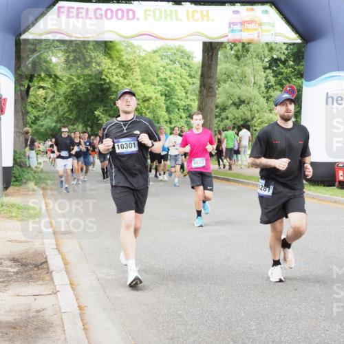 29.06.2025 - hella hamburg halbmarathon MichiJ http://msf.ph/oto/8381690 29.06.2025 10:46:33 Zwischen KM18-KM19 4238, 6033, 6438, 6470, 8326, 10281, 10301, 11041, 12564, 12736, 13706, 14732, 15344, 17814, 18377, 18799 meine-sportfotos.de