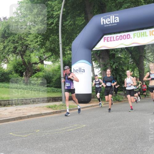 29.06.2025 - hella hamburg halbmarathon KatJ http://msf.ph/oto/8381720 29.06.2025 10:25:19 Zwischen KM18-KM19 1385, 2121, 2399, 5042, 6915, 6993 meine-sportfotos.de
