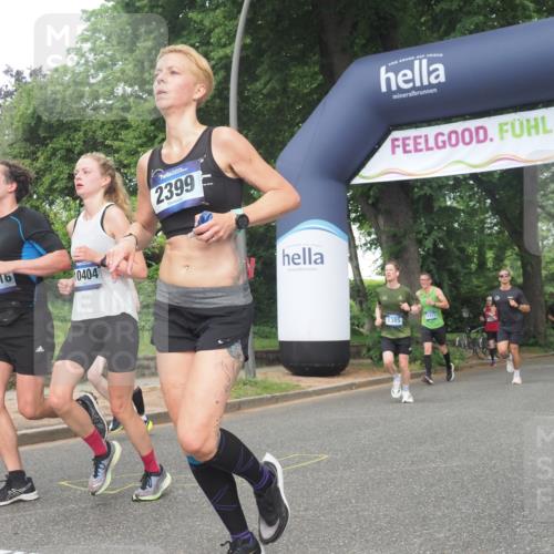 29.06.2025 - hella hamburg halbmarathon KatJ http://msf.ph/oto/8382003 29.06.2025 10:25:20 Zwischen KM18-KM19 1385, 2121, 2399, 5042, 6915, 6993, 7154 meine-sportfotos.de