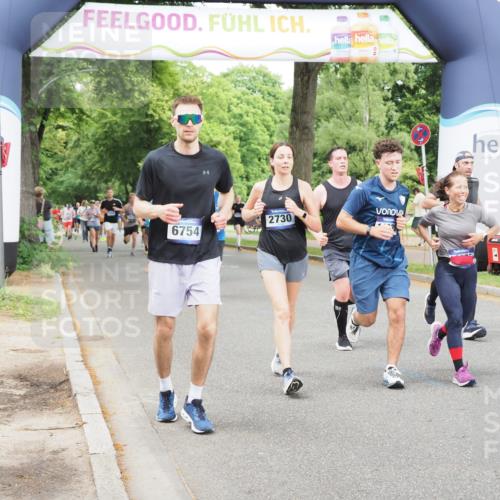 29.06.2025 - hella hamburg halbmarathon MichiJ http://msf.ph/oto/8382159 29.06.2025 10:46:38 Zwischen KM18-KM19 1019, 1544, 2426, 2730, 4238, 6033, 6087, 6754, 9985, 10281, 10301, 11041, 11250, 11935, 18727, 18855 meine-sportfotos.de
