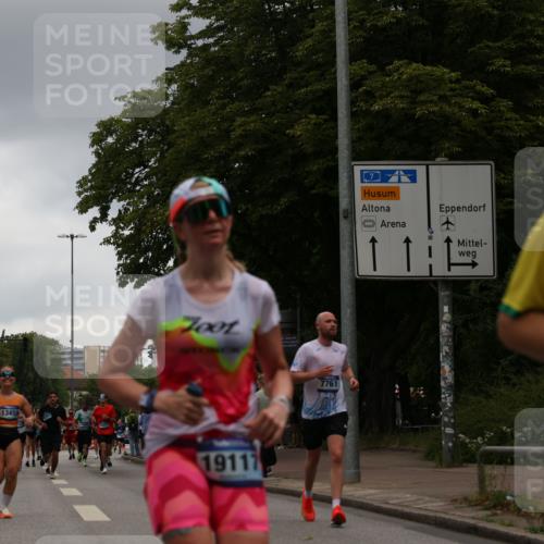 29.06.2025 - hella hamburg halbmarathon Yannick Fuchs http://msf.ph/oto/8382334 29.06.2025 10:54:58 20KM 1188, 1364, 1414, 1453, 1653, 1823, 2322, 2323, 2426, 2661, 3698, 5602, 5603, 5775, 6201, 6487, 6674, 6708, 6754, 6757, 6921, 7006, 7250, 7306, 7759, 7761, 8177, 8483, 8662, 9020, 9021, 9611, 9984, 10295, 10534, 11623, 11702, 11782, 12789, 12908, 13459, 13516, 15269, 16621, 17145, 17226, 17951, 17952, 18133, 18757, 19117, 19146, 19242 meine-sportfotos.de