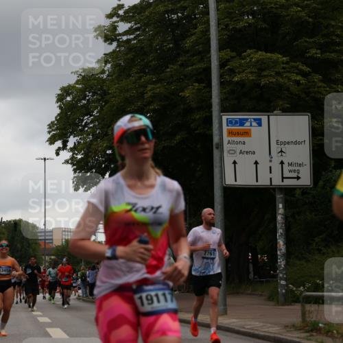 29.06.2025 - hella hamburg halbmarathon Yannick Fuchs http://msf.ph/oto/8382373 29.06.2025 10:54:58 20KM 1188, 1364, 1414, 1453, 1653, 1823, 2322, 2323, 2426, 2661, 3698, 5602, 5603, 5775, 6201, 6487, 6674, 6708, 6754, 6757, 6921, 7006, 7250, 7306, 7759, 7761, 8177, 8483, 8662, 9020, 9021, 9611, 9984, 10295, 10534, 11623, 11702, 11782, 12789, 12908, 13459, 13516, 15269, 16621, 17145, 17226, 17951, 17952, 18133, 18757, 19117, 19146, 19242 meine-sportfotos.de