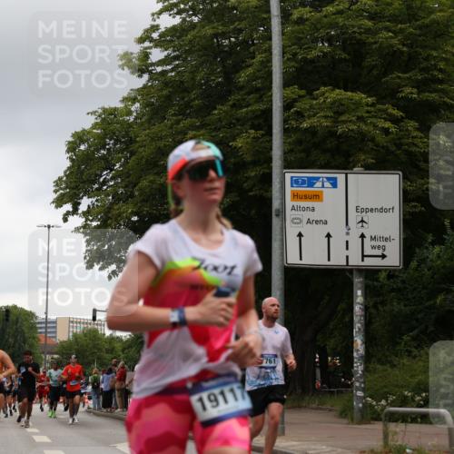 29.06.2025 - hella hamburg halbmarathon Yannick Fuchs http://msf.ph/oto/8382406 29.06.2025 10:54:58 20KM 1188, 1364, 1414, 1453, 1653, 1823, 2322, 2323, 2426, 2661, 3698, 5602, 5603, 5775, 6201, 6487, 6674, 6708, 6754, 6757, 6921, 7006, 7250, 7306, 7759, 7761, 8177, 8483, 8662, 9020, 9021, 9611, 9984, 10295, 10534, 11623, 11702, 11782, 12789, 12908, 13459, 13516, 15269, 16621, 17145, 17226, 17951, 17952, 18133, 18757, 19117, 19146, 19242 meine-sportfotos.de