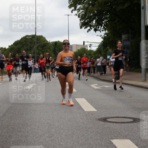 29.06.2025 - hella hamburg halbmarathon Yannick Fuchs http://msf.ph/oto/8382527 29.06.2025 10:55:00 20KM 1188, 1364, 1414, 1453, 1653, 1823, 2322, 2323, 2426, 2661, 3698, 5379, 5602, 5603, 5775, 6201, 6487, 6674, 6708, 6757, 6921, 7006, 7250, 7306, 7759, 7761, 8177, 8483, 8662, 9020, 9021, 9611, 9984, 10295, 11623, 11702, 11782, 12789, 12908, 13459, 13516, 15269, 16621, 17145, 17226, 17951, 17952, 18133, 18757, 19117, 19146, 19242 meine-sportfotos.de