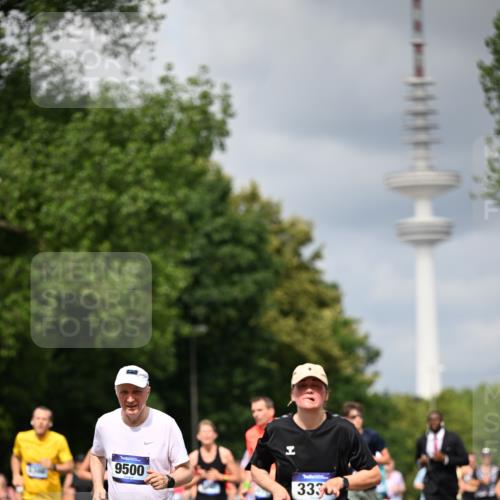 29.06.2025 - hella hamburg halbmarathon Dr. Thomas Lammeyer http://msf.ph/oto/8382556 29.06.2025 10:42:44 Kennedybrücke 1394, 1596, 1791, 1901, 2113, 2151, 3094, 3095, 3242, 3323, 3338, 3633, 3635, 3636, 3716, 3841, 3927, 4921, 5085, 5089, 5161, 5300, 5713, 5790, 6199, 6200, 6695, 6696, 6751, 6930, 7117, 7118, 7119, 7148, 7165, 7244, 7371, 7552, 7692, 7849, 7914, 8583, 8615, 8635, 8747, 9424, 9500, 9689, 9699, 10584 meine-sportfotos.de