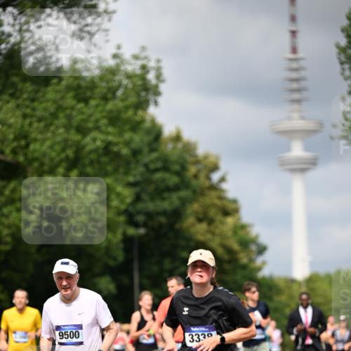 29.06.2025 - hella hamburg halbmarathon Dr. Thomas Lammeyer http://msf.ph/oto/8382582 29.06.2025 10:42:44 Kennedybrücke 1394, 1596, 1791, 1901, 2113, 2151, 3094, 3095, 3242, 3323, 3338, 3633, 3635, 3636, 3716, 3841, 3927, 4921, 5085, 5089, 5161, 5300, 5713, 5790, 6199, 6200, 6695, 6696, 6751, 6930, 7117, 7118, 7119, 7148, 7165, 7244, 7371, 7552, 7692, 7849, 7914, 8583, 8615, 8635, 8747, 9424, 9500, 9689, 9699, 10584 meine-sportfotos.de