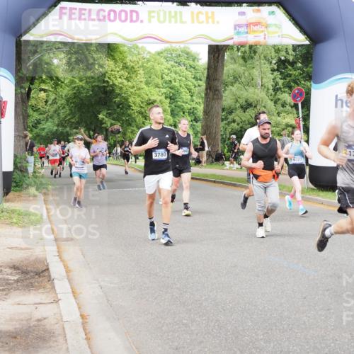29.06.2025 - hella hamburg halbmarathon MichiJ http://msf.ph/oto/8382676 29.06.2025 10:46:43 Zwischen KM18-KM19 1019, 1544, 2426, 2730, 3780, 6087, 6327, 9741, 9985, 11250, 11366, 11935, 11937, 14471, 17304, 18063, 18855 meine-sportfotos.de