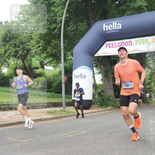 29.06.2025 - hella hamburg halbmarathon KatJ http://msf.ph/oto/8382912 29.06.2025 10:25:28 Zwischen KM18-KM19 3959, 5315, 5961, 7152, 7154 meine-sportfotos.de