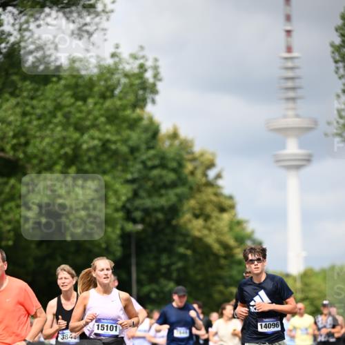 29.06.2025 - hella hamburg halbmarathon Dr. Thomas Lammeyer http://msf.ph/oto/8383005 29.06.2025 10:42:47 Kennedybrücke 1394, 1457, 1596, 1721, 1791, 1901, 2113, 2151, 2786, 3094, 3095, 3242, 3323, 3338, 3635, 3716, 3841, 3927, 4139, 4259, 4260, 5085, 5089, 5155, 5161, 5300, 5713, 5790, 6199, 6200, 6695, 6696, 6751, 6930, 7117, 7118, 7119, 7148, 7165, 7244, 7371, 7552, 7692, 7849, 7914, 8583, 8615, 8635, 8747, 9004, 9424, 9500, 9689, 9699, 10584 meine-sportfotos.de