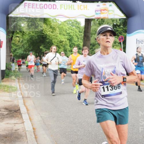 29.06.2025 - hella hamburg halbmarathon MichiJ http://msf.ph/oto/8383015 29.06.2025 10:46:48 Zwischen KM18-KM19 3780, 6327, 8481, 9741, 10271, 11366, 11937, 13993, 14471, 14577, 14631, 15269, 18063 meine-sportfotos.de