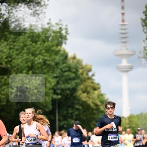 29.06.2025 - hella hamburg halbmarathon Dr. Thomas Lammeyer http://msf.ph/oto/8383053 29.06.2025 10:42:48 Kennedybrücke 1394, 1457, 1596, 1721, 1791, 1901, 2113, 2151, 2693, 2786, 3094, 3095, 3242, 3323, 3338, 3716, 3841, 3927, 4139, 4259, 4260, 5085, 5089, 5155, 5161, 5300, 5713, 6199, 6200, 6695, 6696, 6751, 6930, 7117, 7118, 7119, 7165, 7244, 7371, 7552, 7561, 7692, 7849, 7914, 8583, 8615, 8635, 8747, 9004, 9424, 9500, 9689, 9699, 10584 meine-sportfotos.de